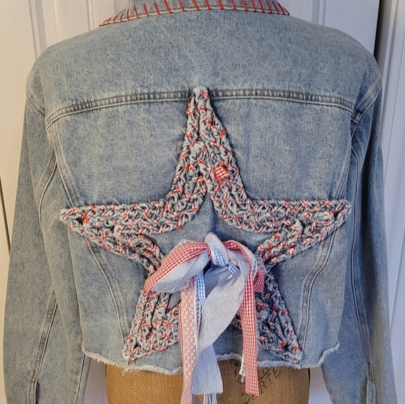 PEACH LOVE ⭐️STAR⭐️ Back Crop Denim Jacket, NWOT, M, Red/Wht/Blue - ADORABLE!! - Picture 15 of 16